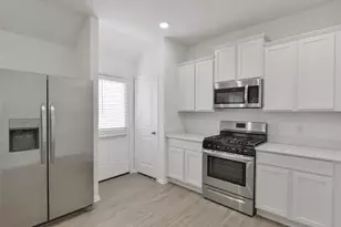 1935 Barrett Gables Dr, Crosby, TX 77532 - Photo 14