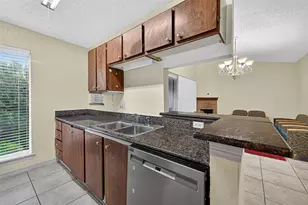 8360 Jorine Dr, Houston, TX 77036 - Photo 20