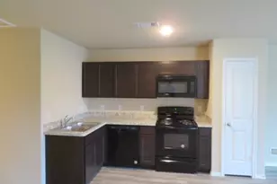 120 E Ash St, Angleton, TX 77515 - Photo 10