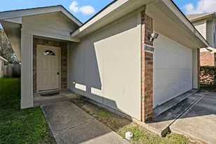 15431 Bammel Fields Ct, Houston, TX 77014 - Photo 2