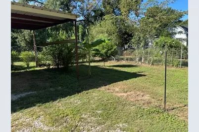 809 E Clark Avenue, Crockett, TX 75835 - Photo 4