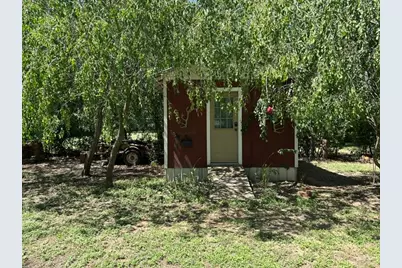 809 E Clark Avenue, Crockett, TX 75835 - Photo 44