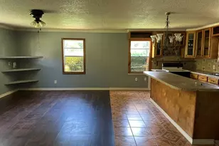 809 E Clark Ave, Crockett, TX 75835 - Photo 10