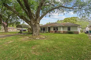 1126 Orange St, La Marque, TX 77568 - Photo 1