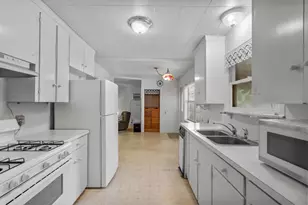 1126 Orange St, La Marque, TX 77568 - Photo 12