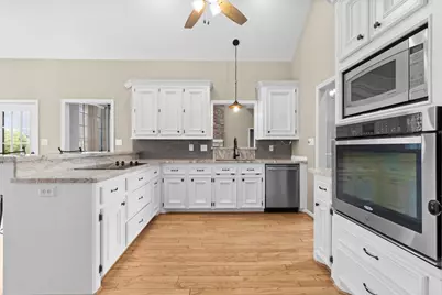 590 Edgewood Drive, Montgomery, TX 77356 - Photo 10