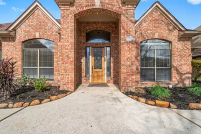 590 Edgewood Drive, Montgomery, TX 77356 - Photo 2