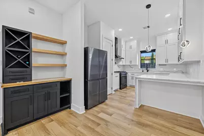 2420 Sumpter Street, Houston, TX 77026 - Photo 8