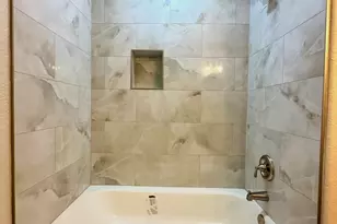 248 Canterbury Dr, West Columbia, TX 77486 - Photo 10