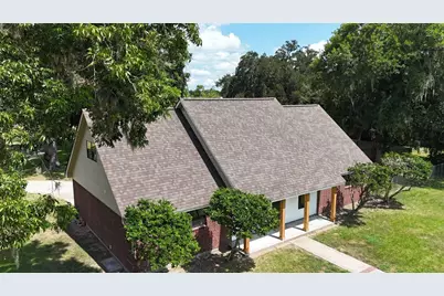 248 Canterbury Drive, West Columbia, TX 77486 - Photo 2