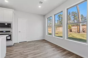 140 Mockingbird Trails Dr, Willis, TX 77318 - Photo 12