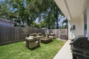 1824 W Tidwell Rd, Houston, TX 77091 - Photo 26