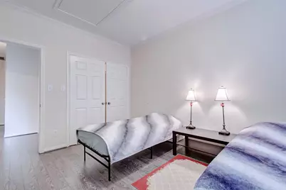 9400 Bellaire Boulevard #202, Houston, TX 77036 - Photo 28