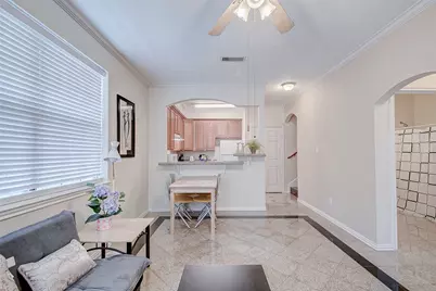 9400 Bellaire Boulevard #202, Houston, TX 77036 - Photo 12