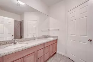 9400 Bellaire Blvd, Houston, TX 77036 - Photo 22