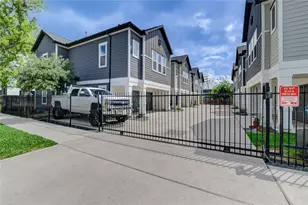 2534 Terry St, Houston, TX 77009 - Photo 4