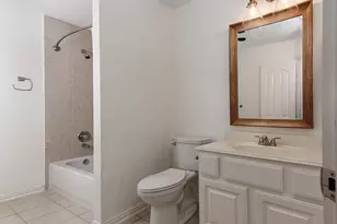 27 Bluff Creek Pl, The Woodlands, TX 77382 - Photo 20