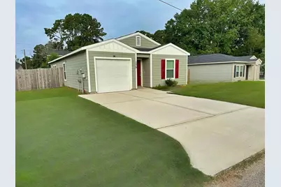 175 Mesquite, Livingston, TX 77351 - Photo 2