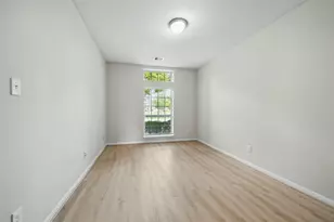 4927 Blackwater Ln, Sugar Land, TX 77479 - Photo 18