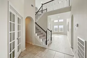 4927 Blackwater Ln, Sugar Land, TX 77479 - Photo 4