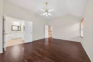 15423 Park Glen Dr, Sugar Land, TX 77498 - Photo 28