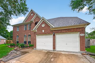 15423 Park Glen Drive, Sugar Land, TX 77498 - Photo 2