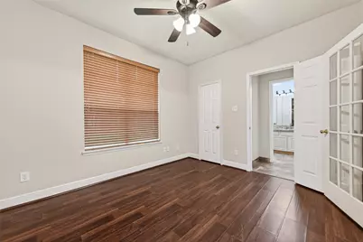 15423 Park Glen Drive, Sugar Land, TX 77498 - Photo 12