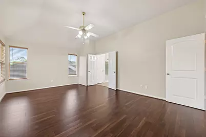15423 Park Glen Drive, Sugar Land, TX 77498 - Photo 30