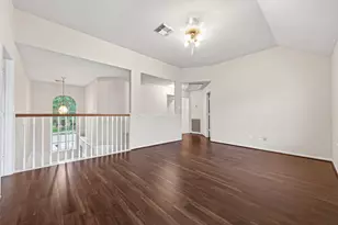15423 Park Glen Dr, Sugar Land, TX 77498 - Photo 26