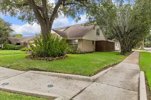 5402 Valkeith Dr, Houston, TX 77096 - Photo 38