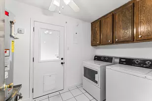 9707 Rocktree Dr, Houston, TX 77040 - Photo 10