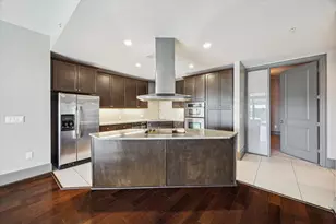 9870 Gaylord Dr, Houston, TX 77024 - Photo 2