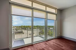 9870 Gaylord Dr, Houston, TX 77024 - Photo 8