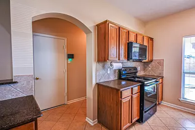 8911 Smokey Ridge Lane, Houston, TX 77075 - Photo 12