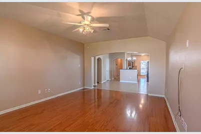 8911 Smokey Ridge Lane, Houston, TX 77075 - Photo 6