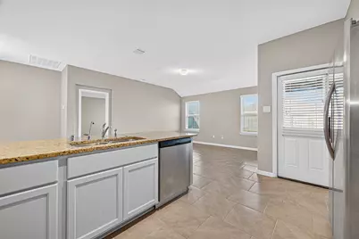 8219 Oakleaf Meadow Court, Rosharon, TX 77583 - Photo 14