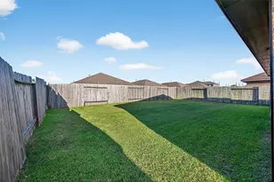 8219 Oakleaf Meadow Ct, Rosharon, TX 77583 - Photo 40