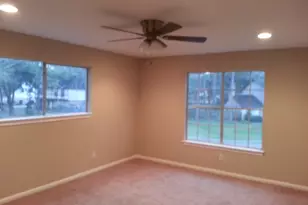 4918 Christopher Pl, Houston, TX 77066 - Photo 8