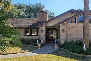 11807 Chase Lake Dr, Houston, TX 77077 - Photo 6