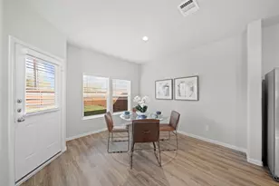 13311 Lucky Bill Ln, Houston, TX 77048 - Photo 4