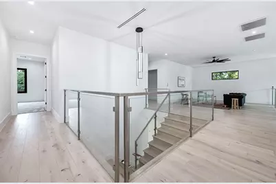 207 W 33rd Street, Houston, TX 77018 - Photo 34