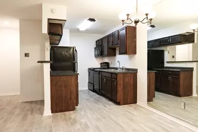 2750 Holly Hall Street #303, Houston, TX 77054 - Photo 2