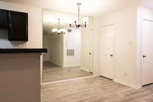 2750 Holly Hall St, Houston, TX 77054 - Photo 8