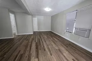 202 N Logan St, Texas City, TX 77590 - Photo 6