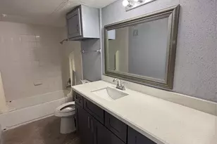 12200 Overbrook Ln, Houston, TX 77077 - Photo 10