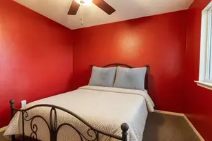 921 Sage St, Baytown, TX 77521 - Photo 26