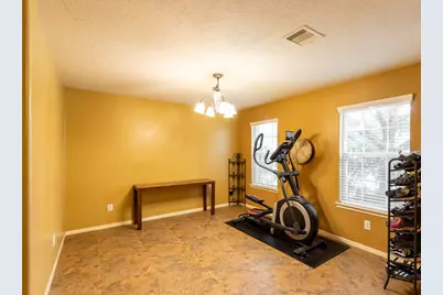 921 Sage Street, Baytown, TX 77521 - Photo 8