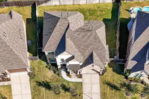 6714 Wellbrook Falls Ln, Katy, TX 77493 - Photo 32