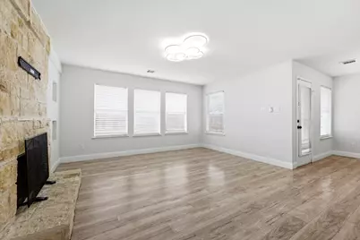 2847 Banff Mountain Trail, Houston, TX 77038 - Photo 10