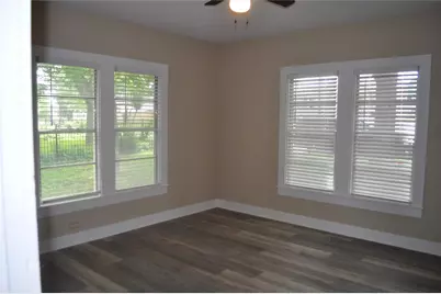 701 Clinton Street, Brenham, TX 77833 - Photo 18